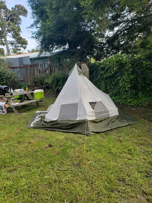 Cleone Grocery Campground Picture 4