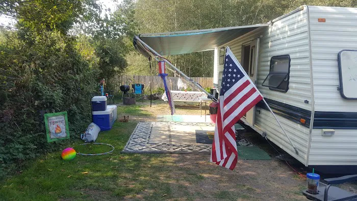 Cleone Grocery Campground Picture 2
