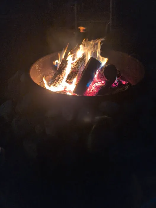 Tolna Bay Campground Picture 5