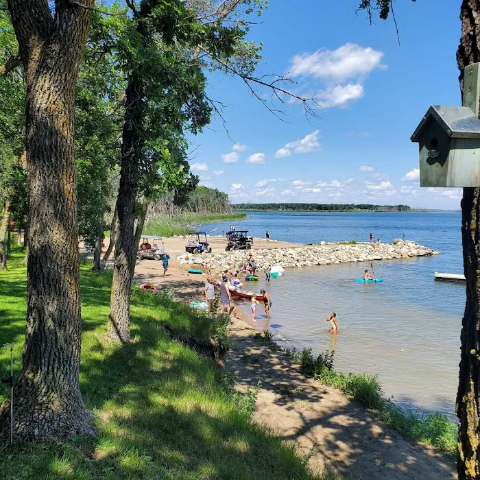 Black Tiger Bay Campground (Long-term Lot Rentals) Picture 3