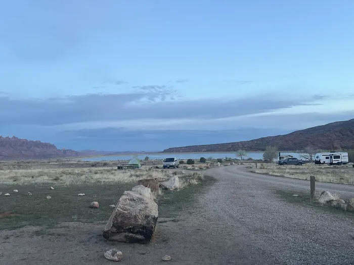 Ken's Lake Campground Picture 7
