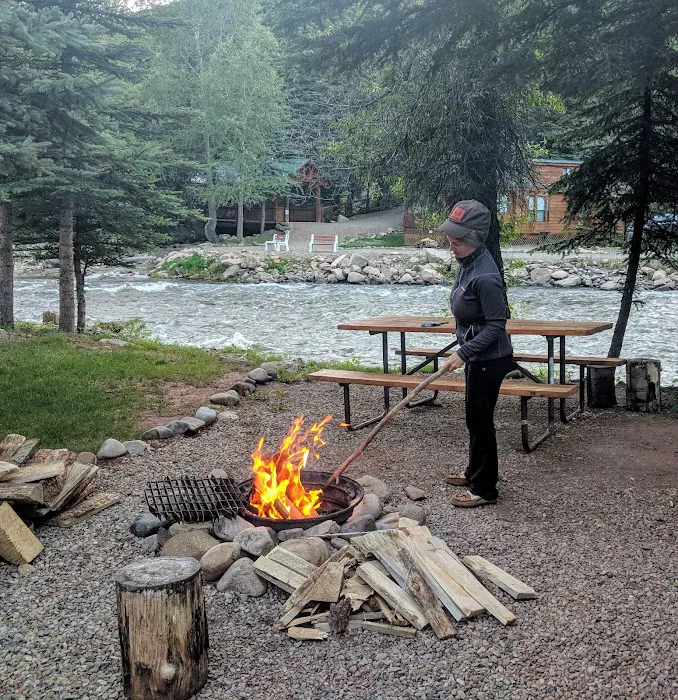 Priest Gulch Campground & RV Picture 4