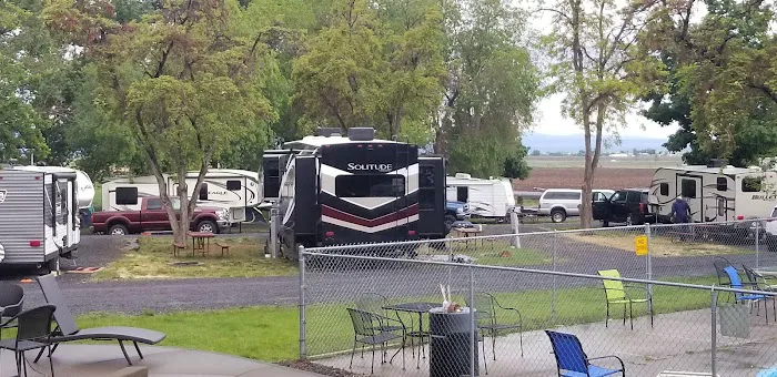 Redmond / Central Oregon KOA Holiday Picture 6