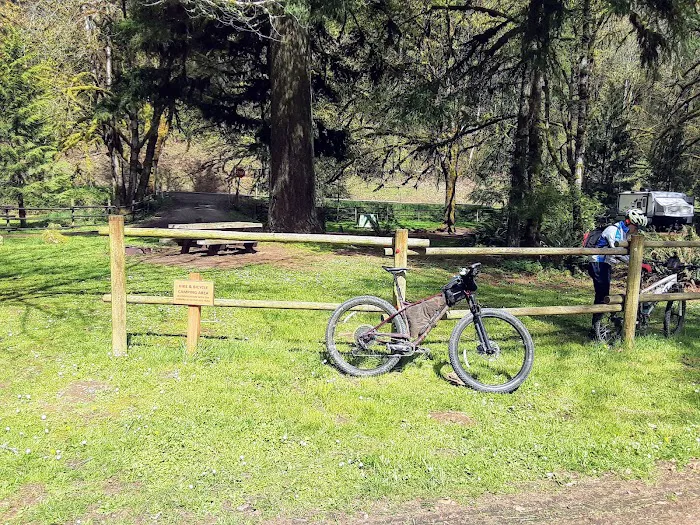 Big Elk Campground Picture 8