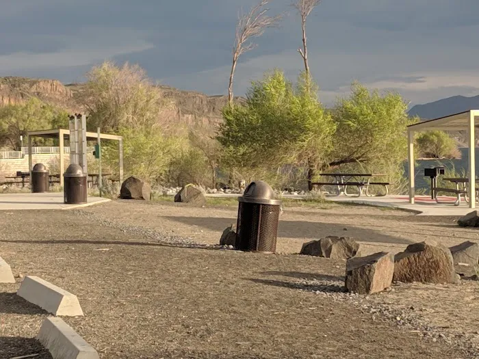 Sand Hollow Campground Picture 2