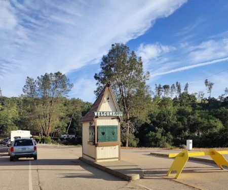 Oak Knoll Campground