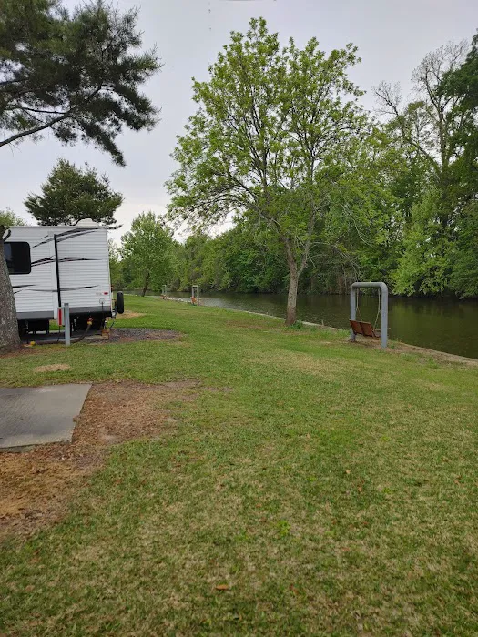 Bergeron's On-Bayou Campground Picture 9