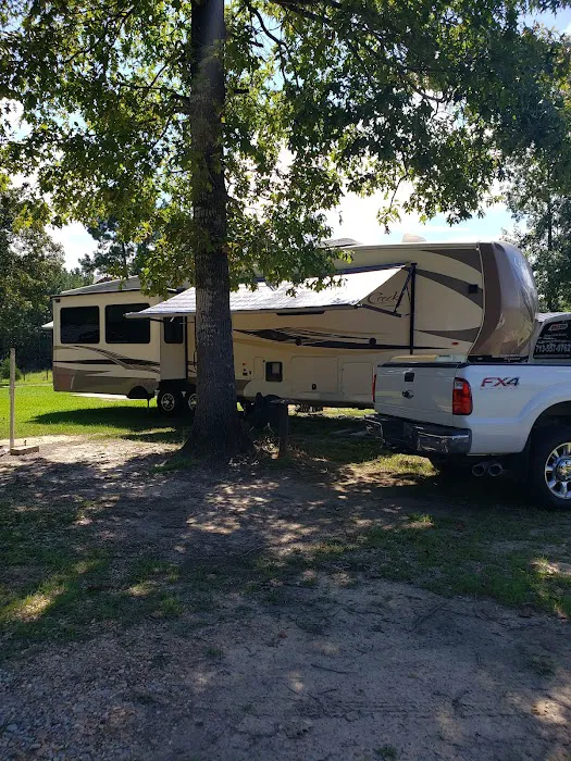 Cedar Lane RV Park Picture 4