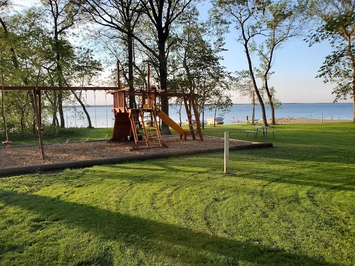 Lakeside Haven Campground Picture 2
