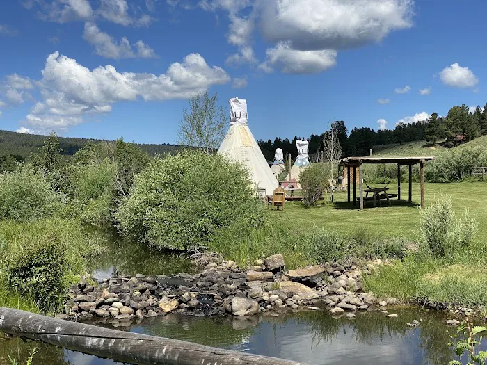 New Mexico Glamping Tipis Picture 5