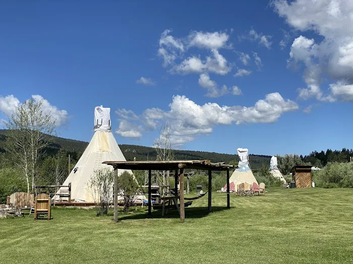 New Mexico Glamping Tipis Picture 9