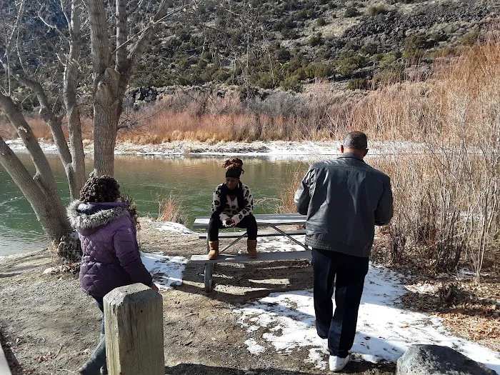 Lone Juniper Campground Picture 9