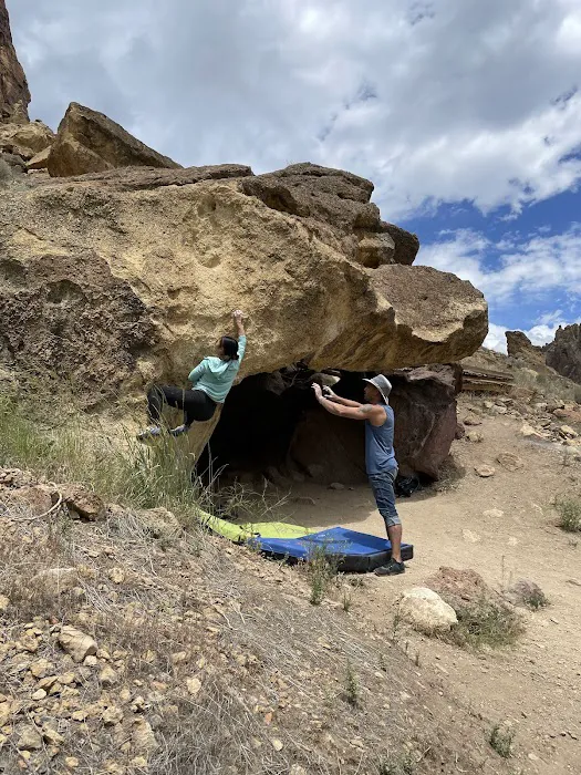 Smith Rock Bivouac Area Picture 9