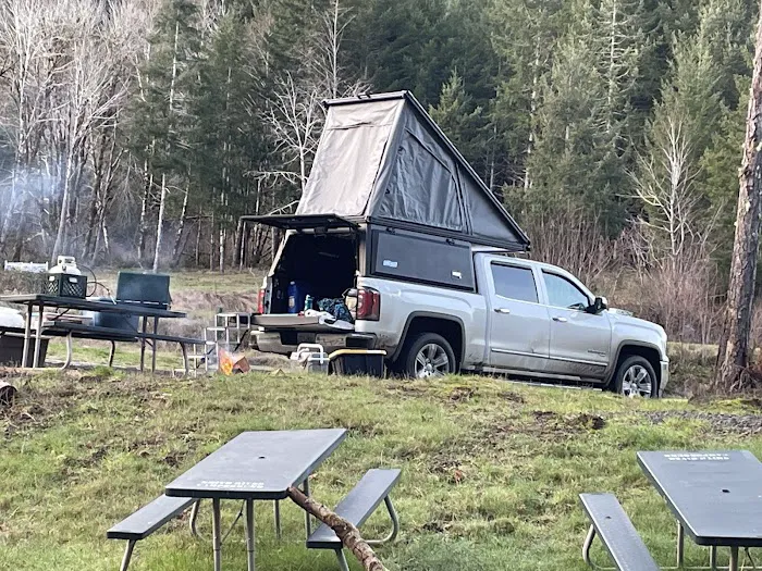 Smith River Campground Picture 8