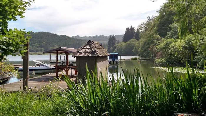 Nightingale's Fishing Camp Picture 10