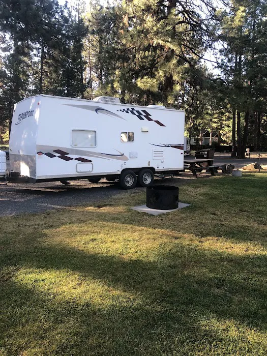Sisters Creekside Campground Picture 8
