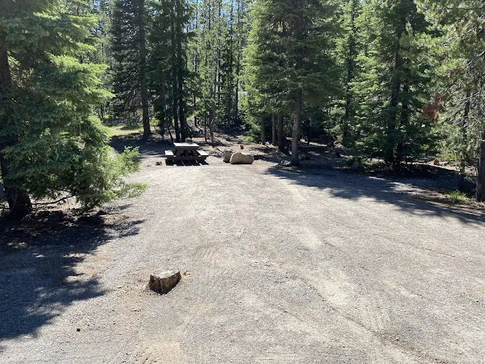 Elk Lake Campground Picture 9