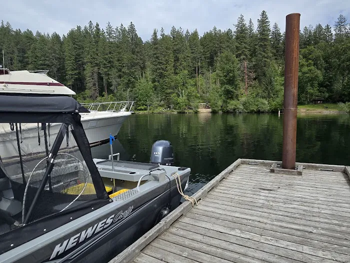 Whiskey Rock Bay Campground Picture 2