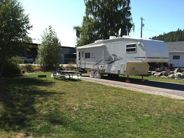 By The Way Campground Picture 3