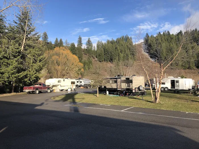 By The Way Campground Picture 7