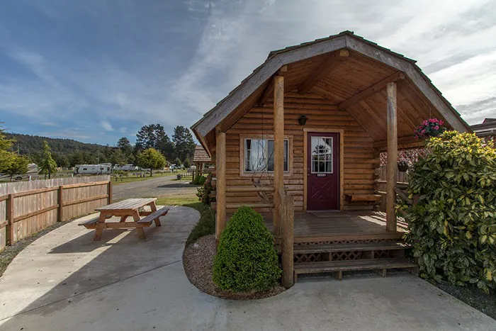 Redwood Coast Cabins and RV Resort Picture 3