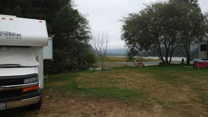 Anglers Cove Campground Picture 10