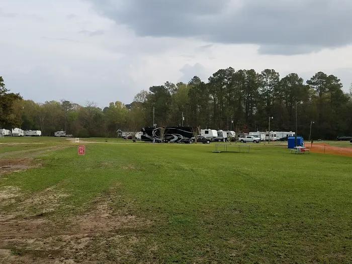 Legacy Park RV Picture 3