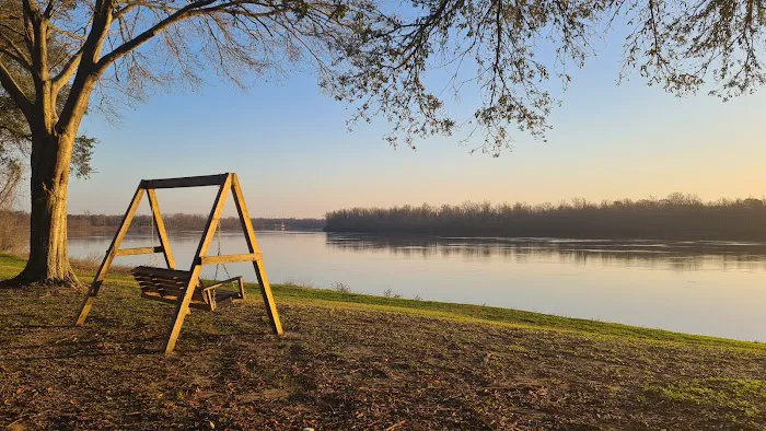 Riverview RV Resort Picture 8
