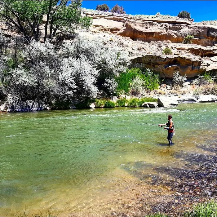 Majestic Enchantment Fly Fishing Camp headquarters Picture 2