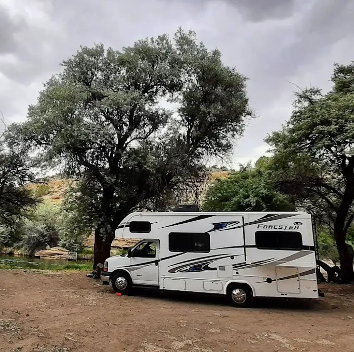 Majestic Enchantment Fly Fishing Camp headquarters Picture 1