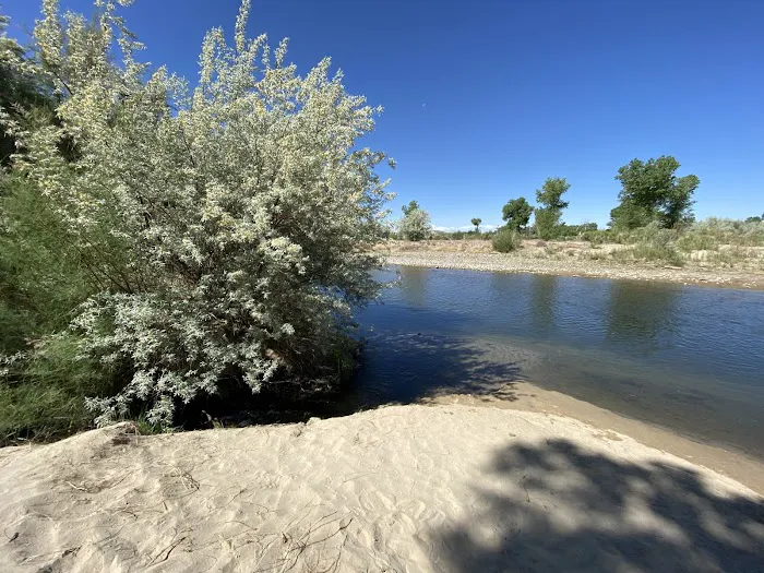 Florez Riverview RV Park & Campground Picture 9