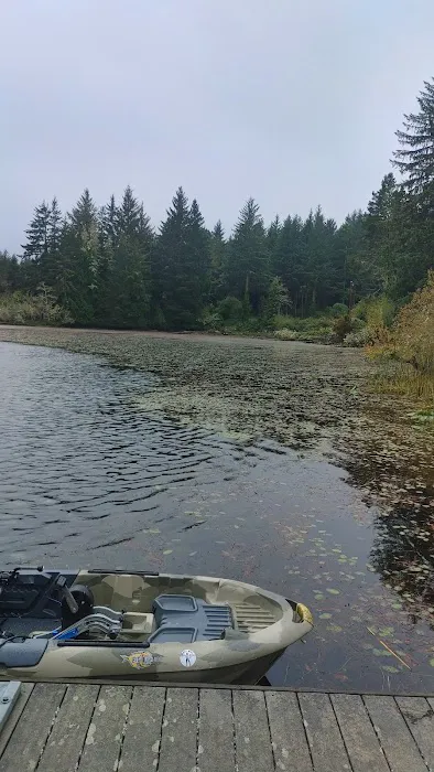 Tahkenitch Landing Campground Picture 4