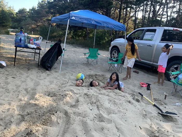 Siltcoos Sand Camping Access Picture 4