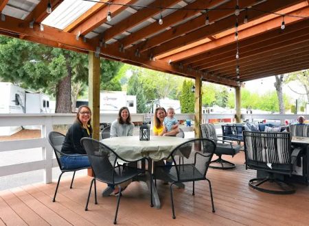 Sutherlin / Umpqua Valley KOA Holiday
