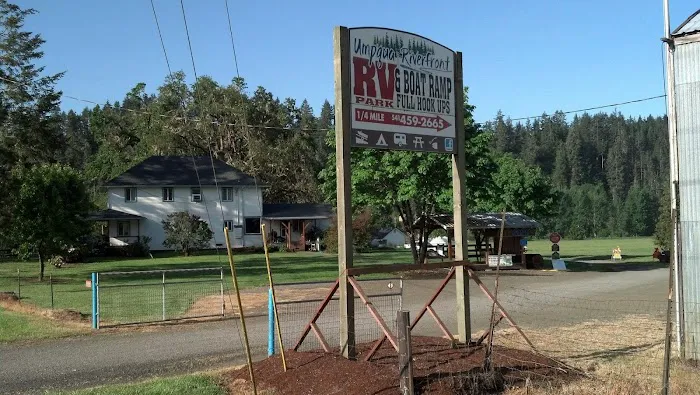 Umpqua Riverfront RV Park & Boat Ramp Picture 10