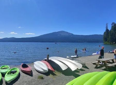 Lava Lake Resort