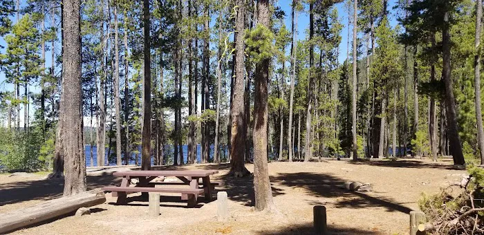 Little Cultus Lake Campground Picture 5