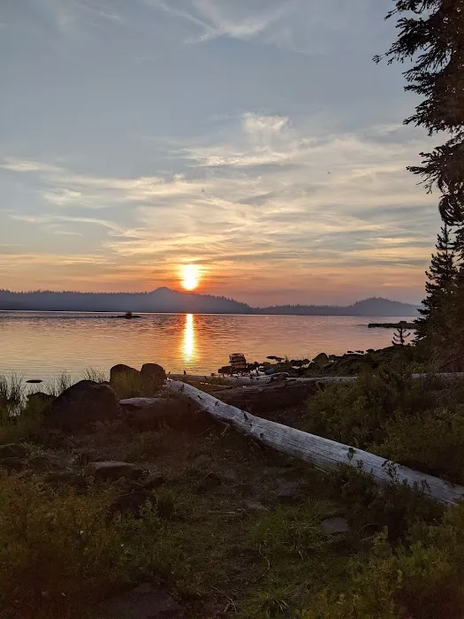 Waldo Lake Shadow Bay Willamette NF Picture 4