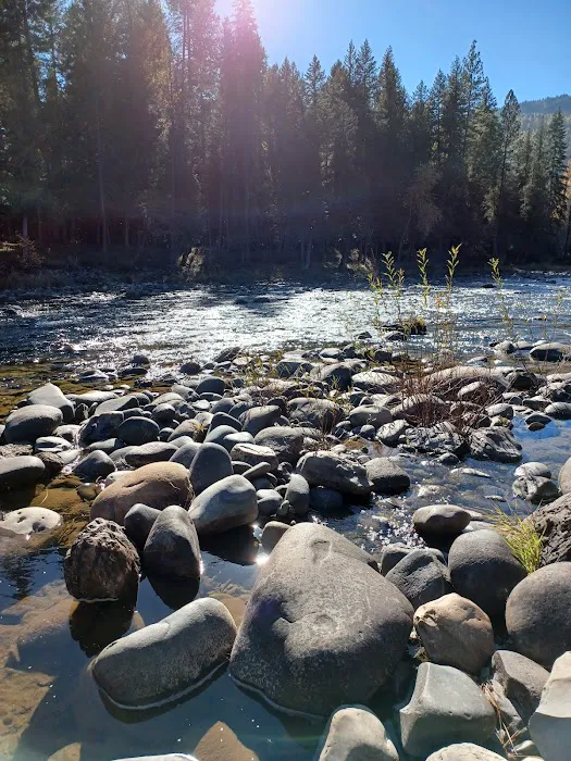 Yaak River Campground Picture 1