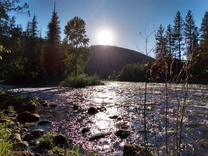 Yaak River Campground Picture 6