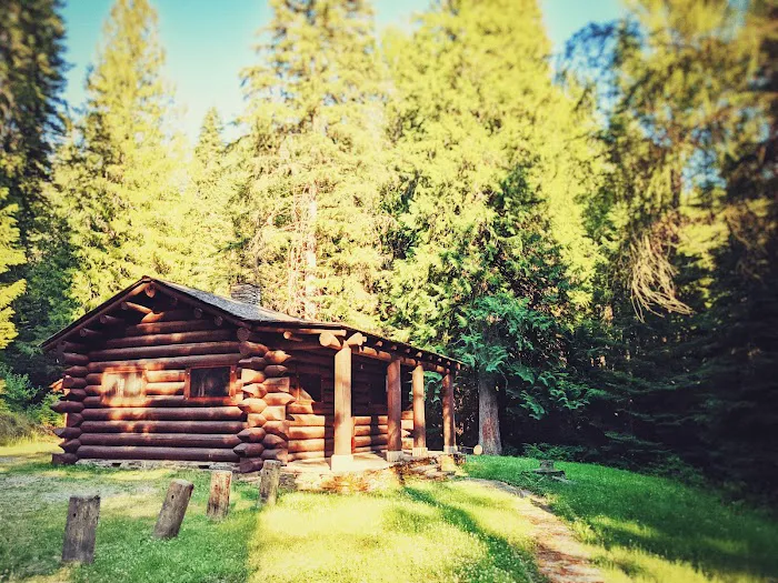Avery Creek Cabin Picture 1