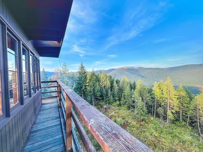 Deer Ridge Lookout Picture 5
