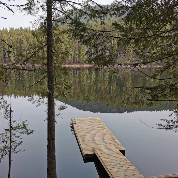 Robinson Lake Campground Picture 8