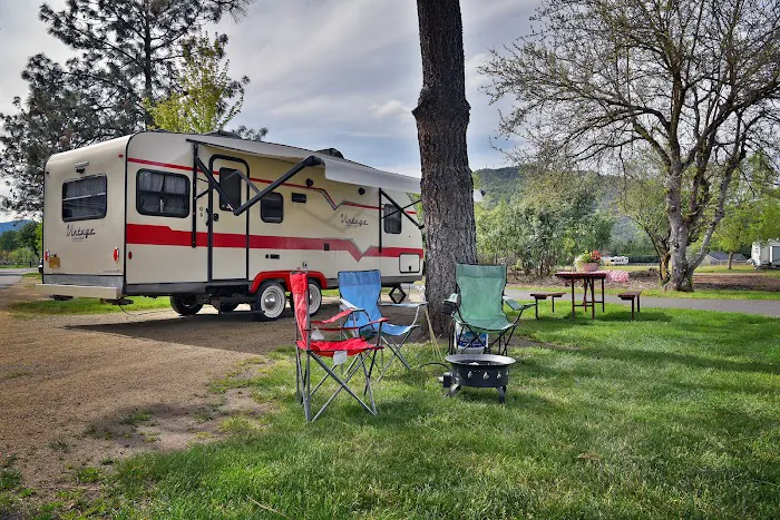 Medford / Gold Hill KOA Journey Picture 7
