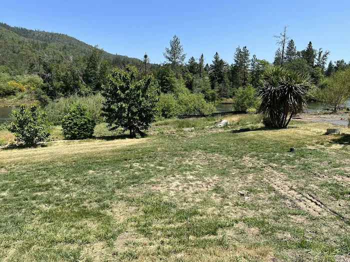 Rogue River Campground & RV Resort Picture 8