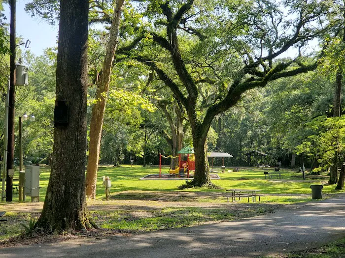 Acadiana Park Campground Picture 9