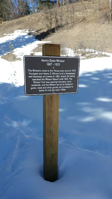 Winsor Creek Fishing Area and Trailhead Picture 4