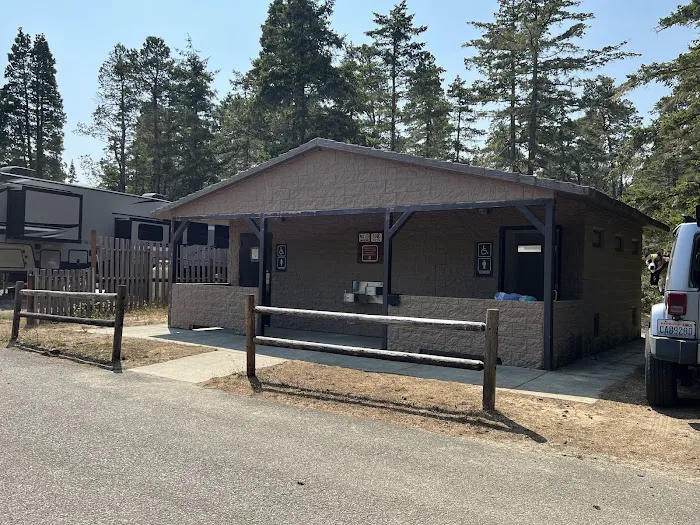 Eel Creek Campground Picture 5