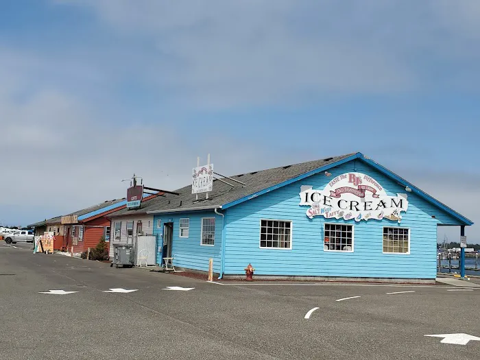 Salmon Harbor Marina Picture 7