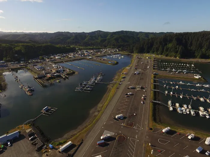 Salmon Harbor Marina Picture 6